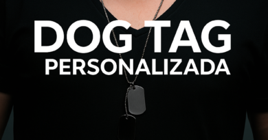 Homem usando dog tag personalizada com corrente de aço – DogTagClan