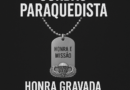 Cordão paraquedista com dog tag personalizada – honra gravada no peito