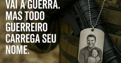 Soldado com dog tag personalizada com foto – Frase: Nem todo guerreiro vai à guerra, mas todo guerreiro carrega seu nome