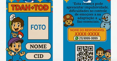 Crachá TDAH+TOD infantil azul com nome, foto, QR Code e informações médicas importantes para identificação.
