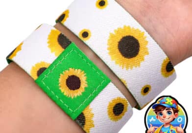 Pulseira girassol para identificação de deficiências invisíveis no pulso, em branco com girassóis amarelos e bandeira do Brasil