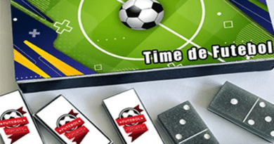Dominó personalizado de time de futebol com design inspirado em futebol, peças profissionais e identidade exclusiva DogTagClan.