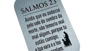 Dog tag cristã Salmos 23 em aço inox para presente de fé com versículo bíblico gravado