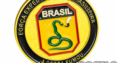 Moeda Militar “A Cobra Fumou” da Força Expedicionária Brasileira (FEB), challenge coin comemorativa com alto relevo e acabamento premium