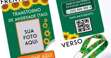 Crachá de identificação personalizado para transtornos e doenças invisíveis, com nome, contato de emergência e QR Code, vendido pela DogTagClan.