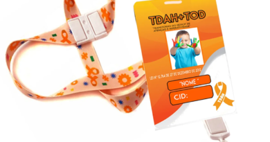 Crachá TDAH + TPAC personalizado com QR Code para laudo médico em PDF e identificação escolar