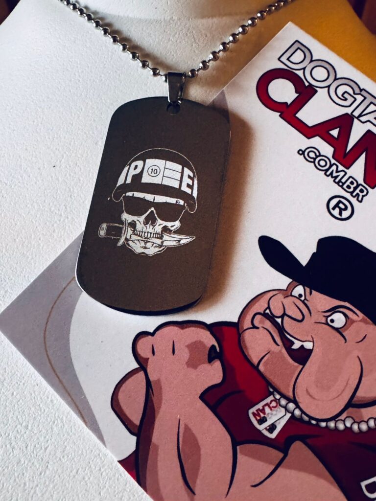 Simulador de dog tag personalizada com visualização antes da gravação no aço inox